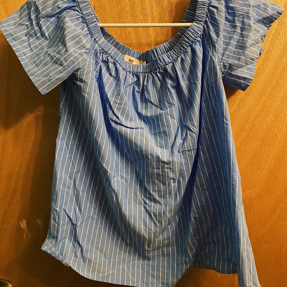 vineyard vines off shoulder top